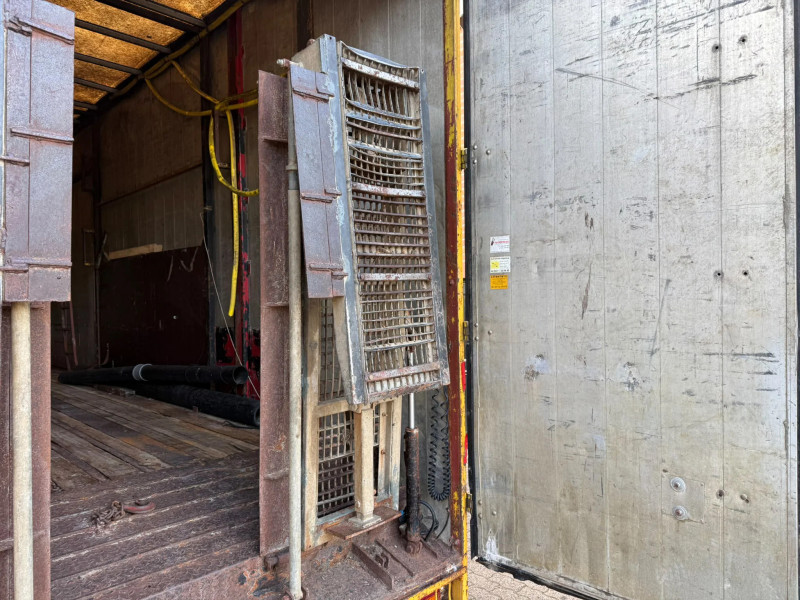 CUPPERS SA 10-16 L Flatbed Trailer with Hydraulic Loading Ramps NL Trailer
