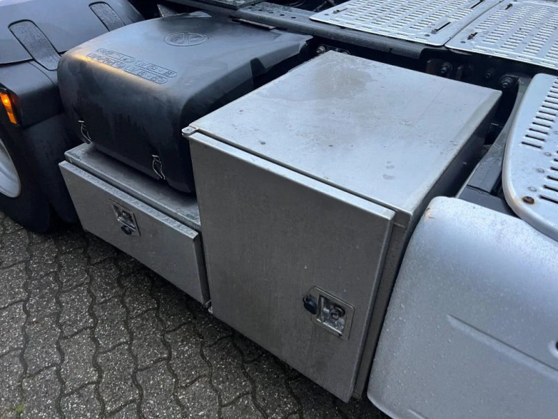DAF CF 400 Space Cab NL Truck 764,313 km
