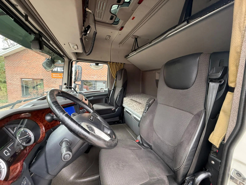 DAF XF 440 4X2 Space Cab APK/TUV 10-2026 NL Truck