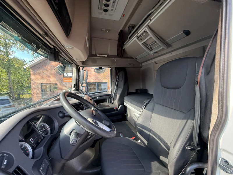 DAF XF 480 4X2 SSC Super Space with Stand-Alone Air Conditioning