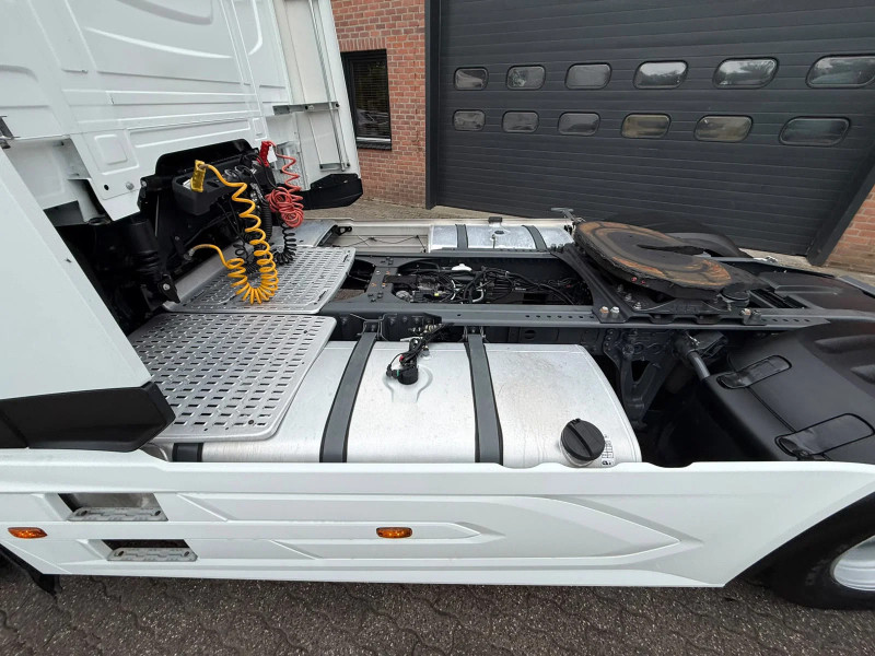 DAF XG 480 Standairco PTO-Prep 2 Dieseltanks NL Truck