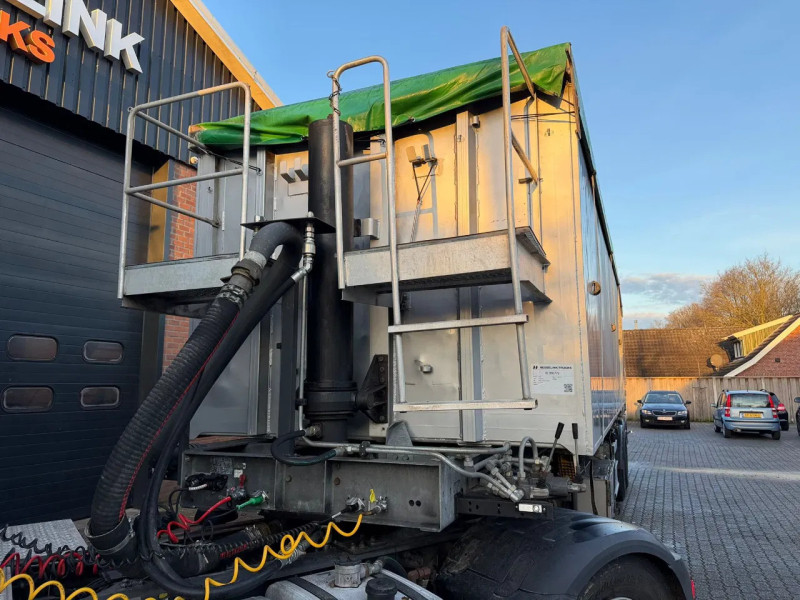 Fliegl 55m3 Blaaskipper/Schleuse Liftas 2 tussenschotten