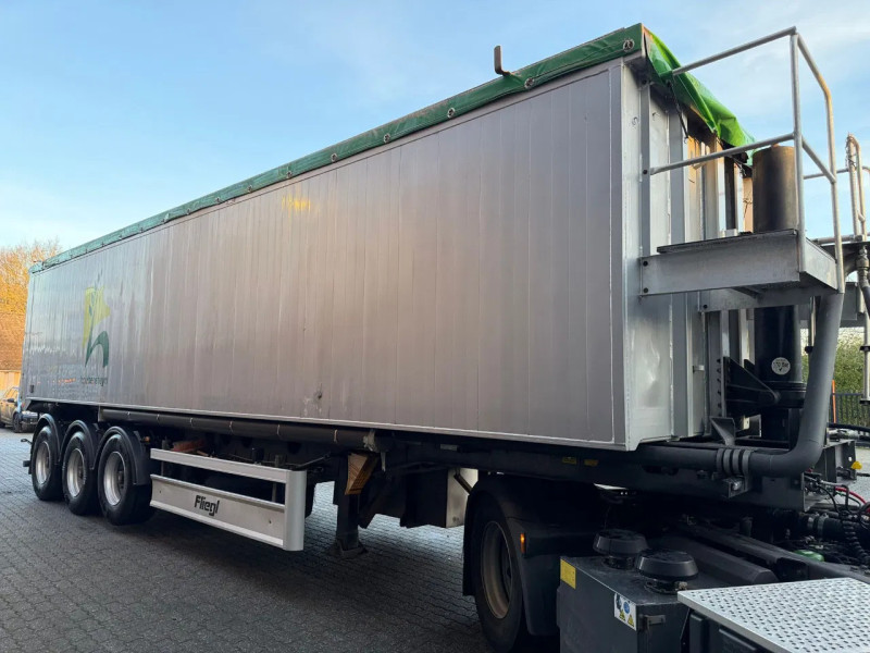Fliegl 55m3 Blaaskipper/Schleuse Liftas 2 tussenschotten