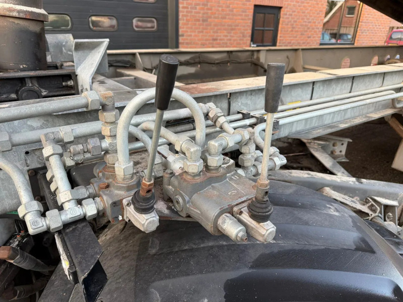 Fliegl 55m3 Blaaskipper/Schleuse Liftas 2 tussenschotten