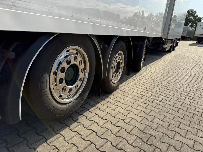 HRD FPLB3Z VAN ECK LZV Combi Mitshubishi TRS Frigo Stuuras