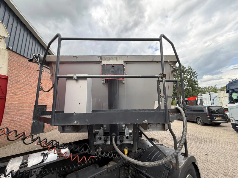 Kempf SKM 26m3 AS-1 Liftas Alcoa's SAF Wabco Smartboard German Papers