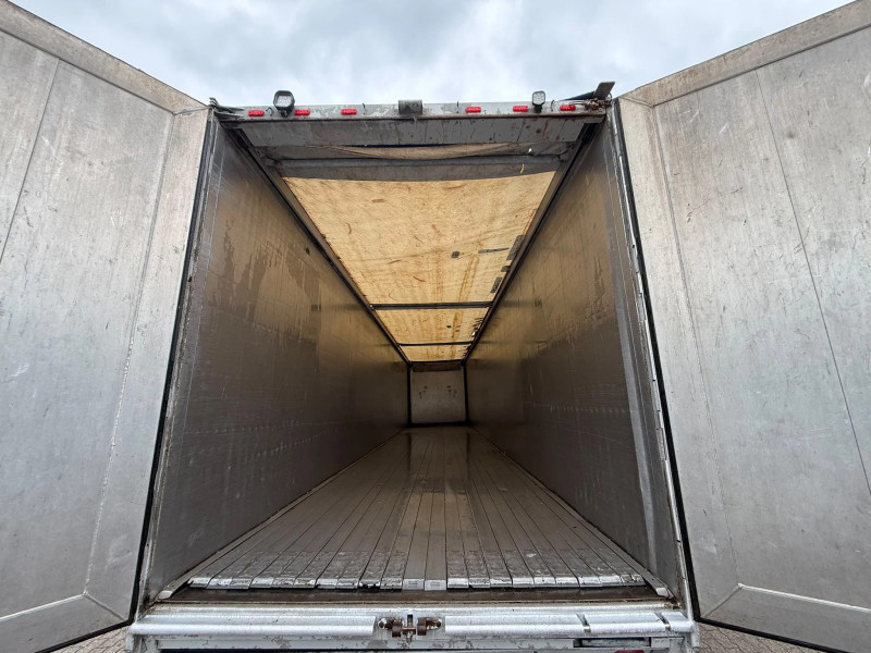 Knapen Trailers 92m3 Cargo Floor 10MM APK/TUV 01-2027
