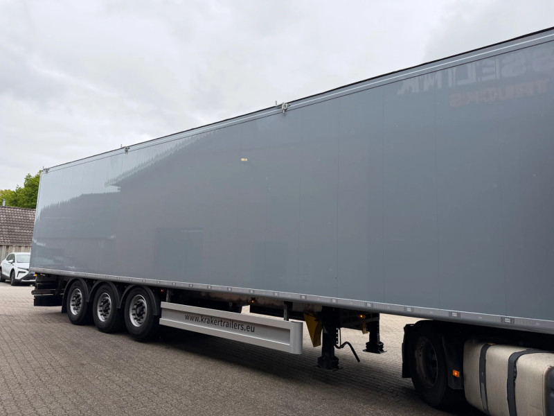 Cracker N/A K-Force 92 m³ Cargo Floor 10 mm 37,102 km! Lift Axle