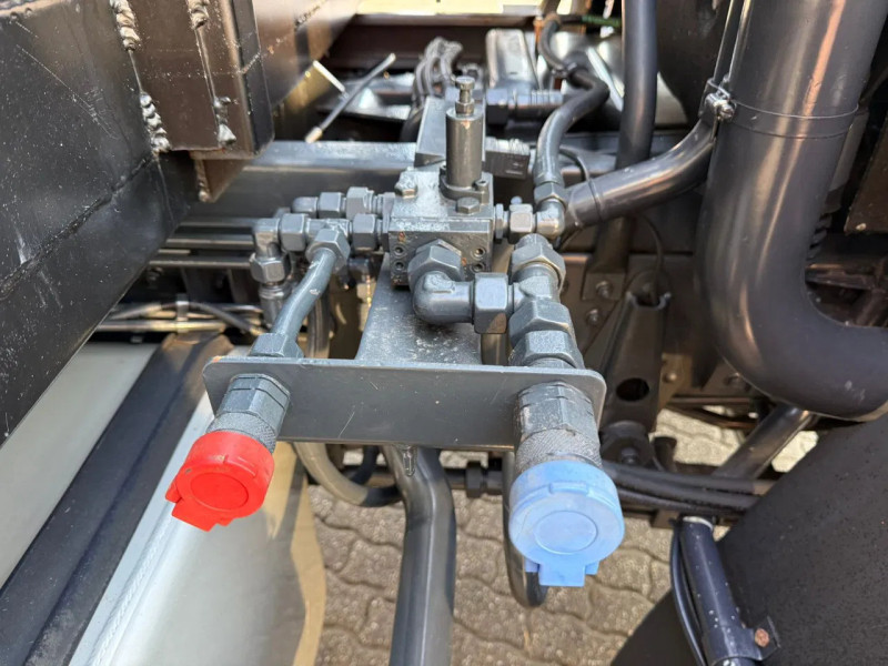 MAN 10.163 4x4 63.042KM!! PTO/Hydraulic voor+achter Aftakas Hefinrichting achter 3 Zijden kipper