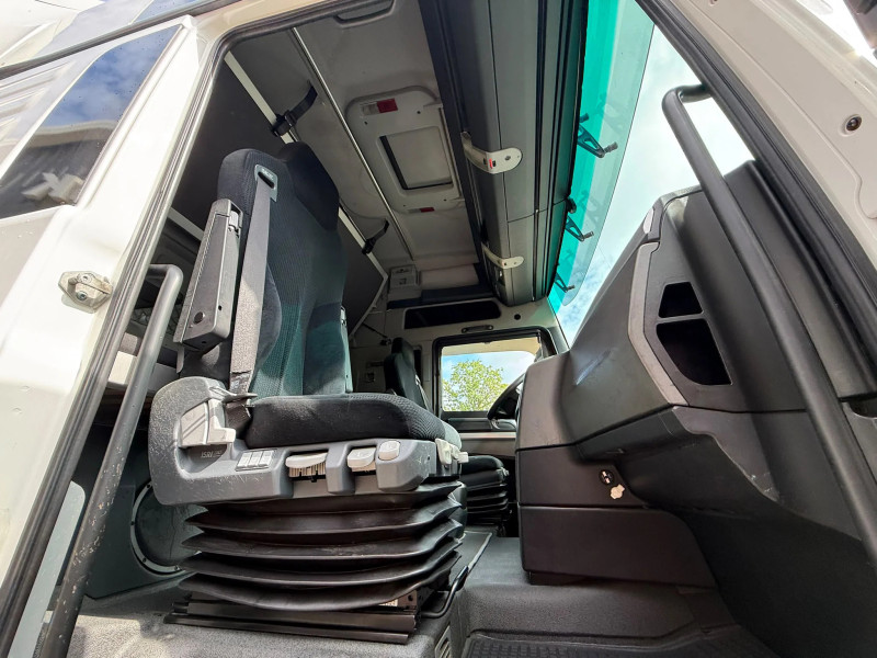 MAN TGX 18.440 XXL 2X Tank Smarttacho Standairco NL truck APK/TUV 02-2027