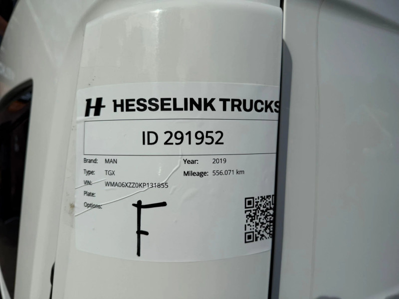 MAN TGX 18.460 XLX 2X Tank 556.071KM!