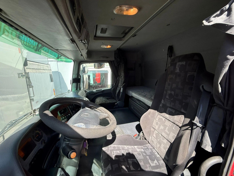 Mercedes-Benz Actros 2644 L 6X4 3 Zijden kipper + MKG Kraan/Crane