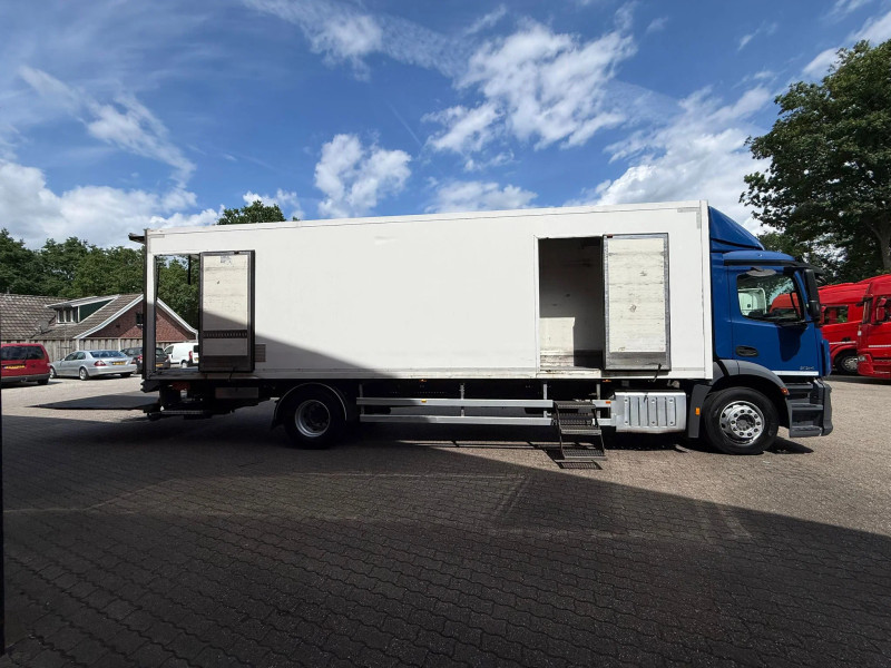 Mercedes-Benz Antos 2124 Carrier Vector 1950MT 2 Side Doors Dhollandia 2000KG NL Truck