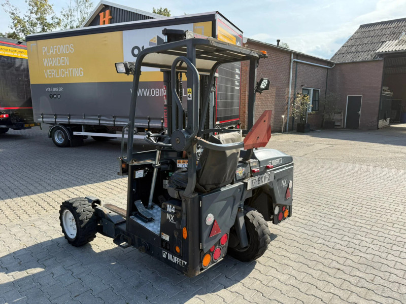 Mercedes-Benz Antos 2835 6X2 +2023 Noyens+Moffett M4 Kooiaap APK/TÜV 4-2027