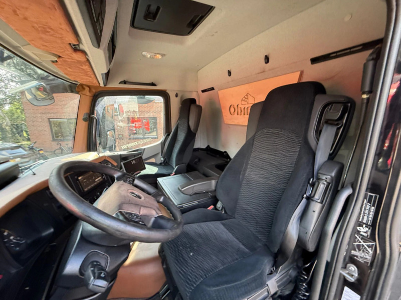 Mercedes-Benz Antos 2835 6X2 +2023 Noyens+Moffett M4 Kooiaap APK/TÜV 4-2027