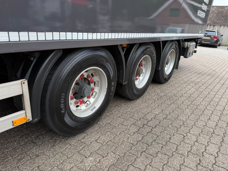 Pacton .LXD 342 Chain Conveyor/Walking Floor Lift-Axle NL Trailer