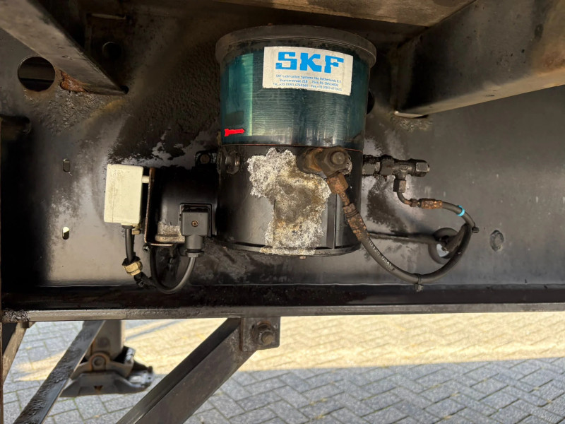 Pacton TBD.3 13.6M Liftas + Stuuras 2.500KG Laadklep