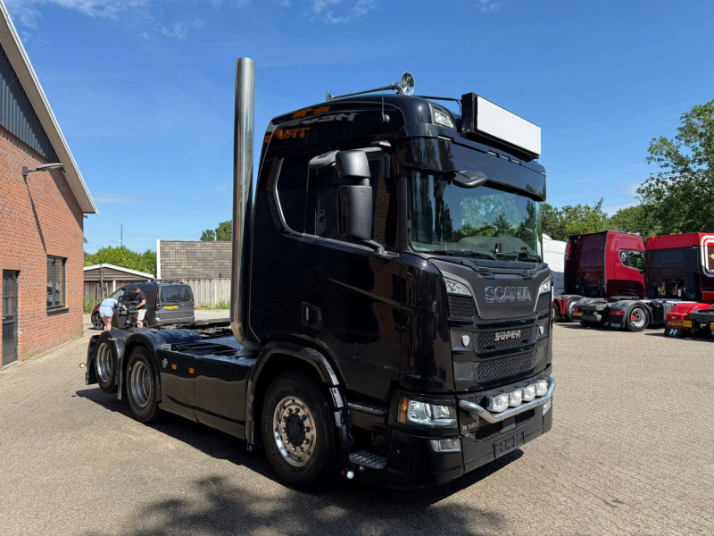 Scania R580 V8 NGS 6X2 Full air Retarder