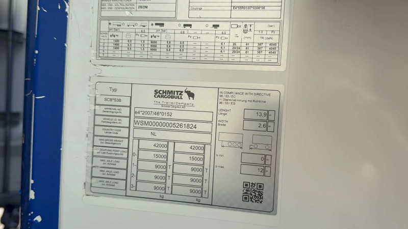 Schmitz Cargobull SKO 24 Thermo King A400 Lift Axle 2T Tailgate Pallet Box 270H 250B NL Trailer