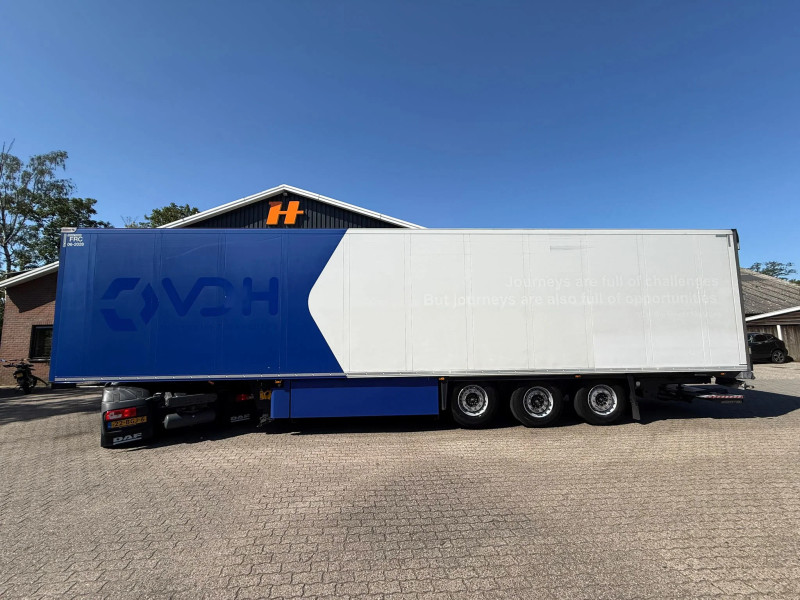 Schmitz Cargobull SKO 24 Thermo King A400 Lift Axle 2T Tailgate Pallet Box 270H 250B NL Trailer