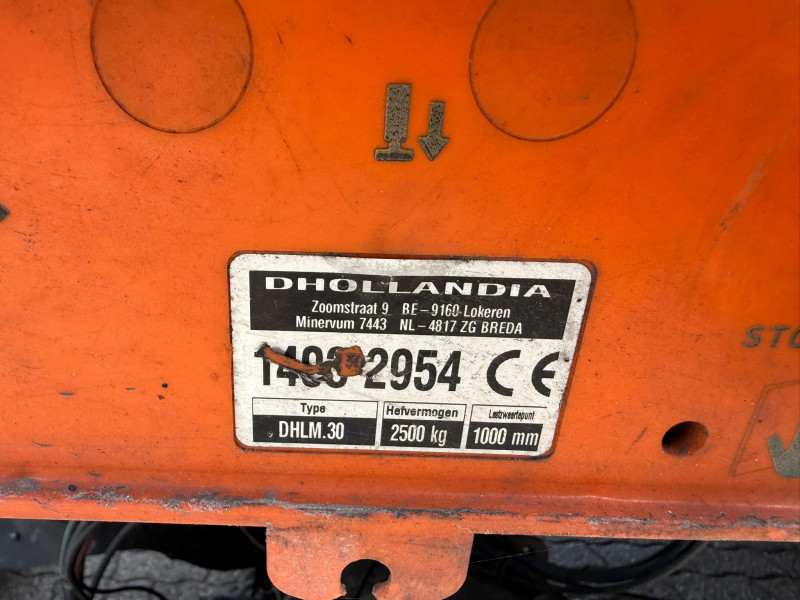 Schmitz Cargobull Thermo King SLXe Spectrum roof damage! Multi-Temp steering column