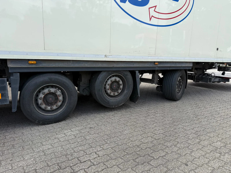Schmitz Cargobull Thermo King SLXe Spectrum roof damage! Multi-Temp steering column