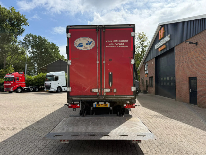 Schmitz Cargobull Thermo King SLXe Spectrum roof damage! Multi-Temp steering column