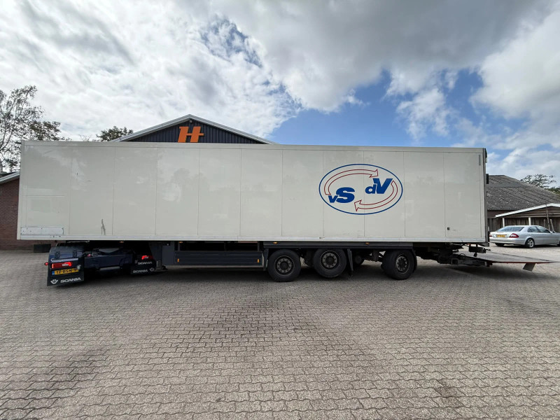 Schmitz Cargobull Thermo King SLXe Spectrum roof damage! Multi-Temp steering column