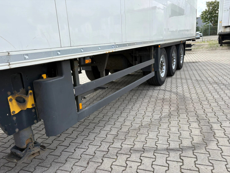 Schmitz Cargobull N/A Carrier Vector 1550 D+E 250H 265B APK/TUV 11-2026
