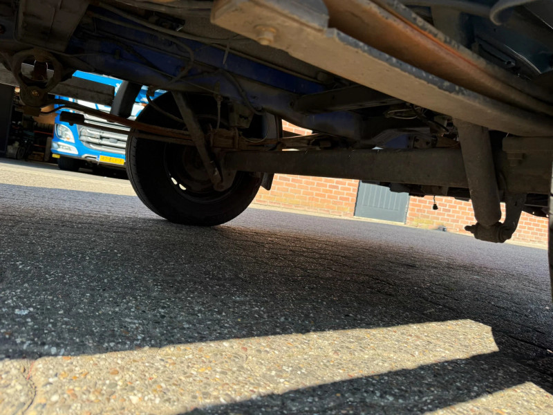 Volkswagen Crafter Koffer + LBW Airco Zijdeur 3 Zitplaatsen NL Auto