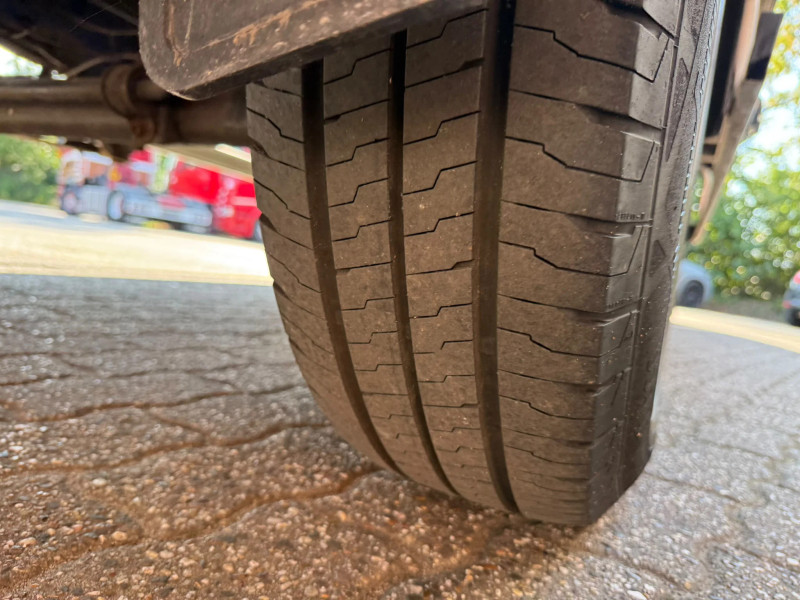 Volkswagen Crafter Koffer + LBW Airco Zijdeur 3 Zitplaatsen NL Auto