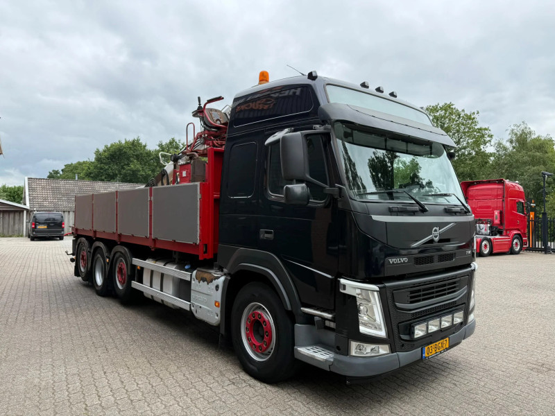 Volvo FM 420 8x2 + Kennis kraan R14-6 214.152KM!