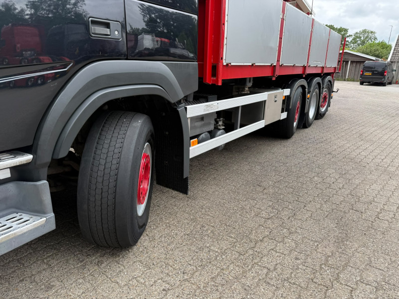 Volvo FM 420 8x2 + Kennis kraan R14-6 214.152KM!