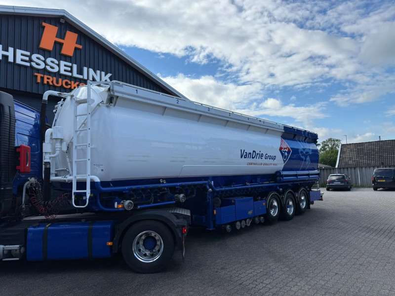 Welgro N/A 56 m³ Bulk/Silo, 7 Compartments, 2x Lift Axle, Camera, NL Trailer