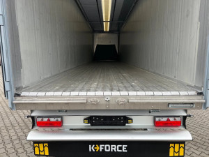 Kraker K-Force 92m3 Cargo Floor 10MM SAF, Controlo remoto, NOVO-NEU
