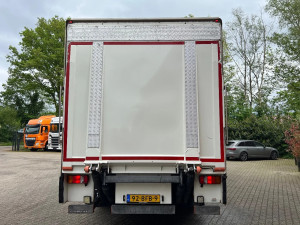 MAN TGS 26.360 7.5M Koffer Lenkachse 3T LBW Najlepszy stan NL Ciężarówka