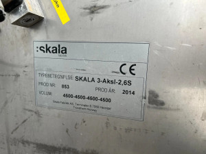 Magyar SKALA 18,000L aço inoxidável/INOX Leite/leite/leite alimentar 3 divisões Saco para elevador
