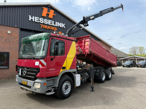 Mercedes-Benz Actros 2644 L 6X4 3 Zijden kipper + MKG Kraan/Crane