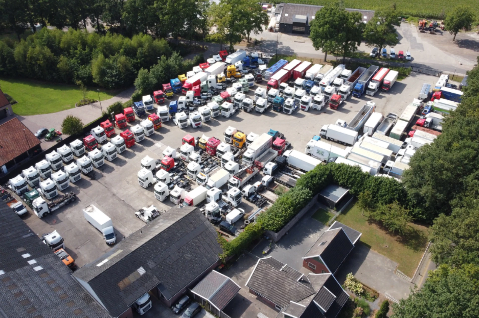 Voorraad in Saasveld | Hesselink Trucks