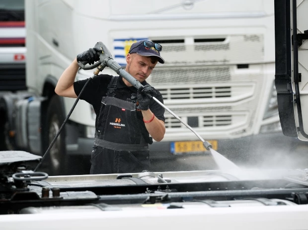 Over ons | Hesselink Trucks